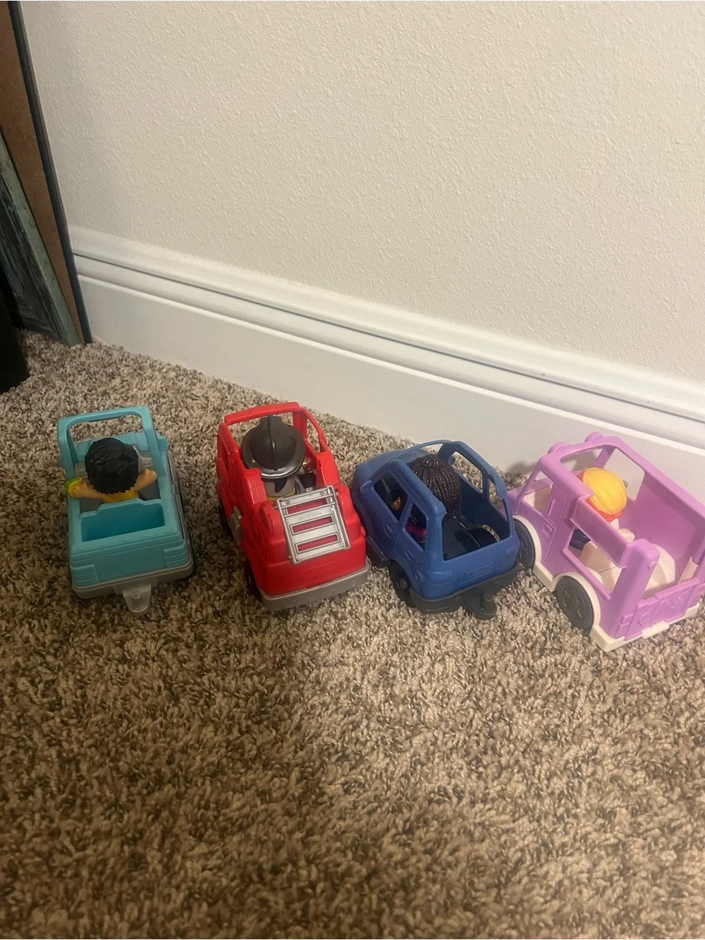 Fisher Price Little People Vehicles with 4 little people